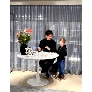 Illustrator Daniel Verović in Store-Event DIOR Düsseldorf